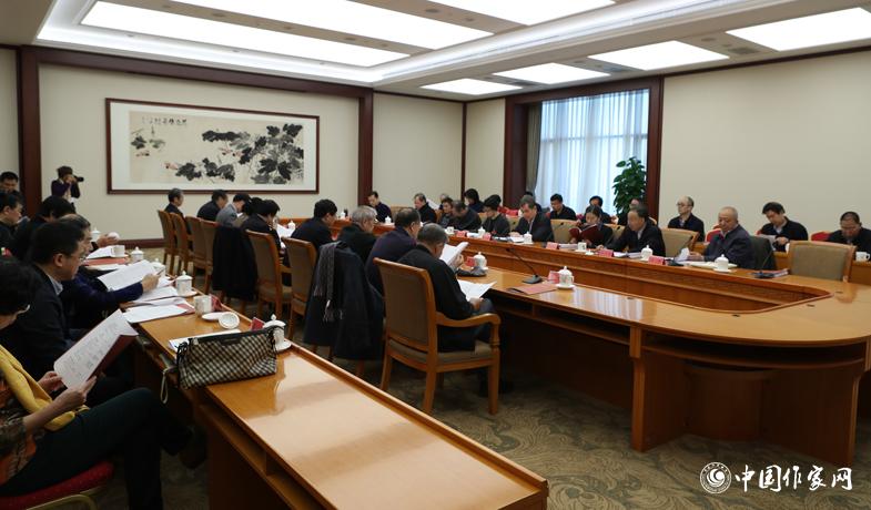 11月28日，中國(guó)作家協(xié)會(huì)第八屆主席團(tuán)第十一次會(huì)議在北京召開(kāi)。
