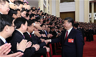 習(xí)近平等領(lǐng)導(dǎo)同志親切會(huì)見出席黨的十九大代表、特邀代表和列席人員