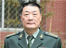 【徐貴祥】	傅逸塵丨《英雄傳奇的“現(xiàn)代性”重構(gòu)》；	宋　嵩丨《斜月沉沉藏海霧 碣石瀟湘無限路》。