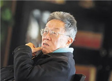 【王　蒙】	溫奉橋丨《王蒙：共和國文學(xué)之子》；	謝尚發(fā)丨《1980年代初王蒙和他的四篇小說》。