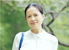 譯林出版社：文學出版人必須從稿子和案頭抬起頭來　　高起點高品質原創(chuàng)文學出版和一流外國作家作品在譯林社相得益彰，屢有作品獲獎。[詳細]