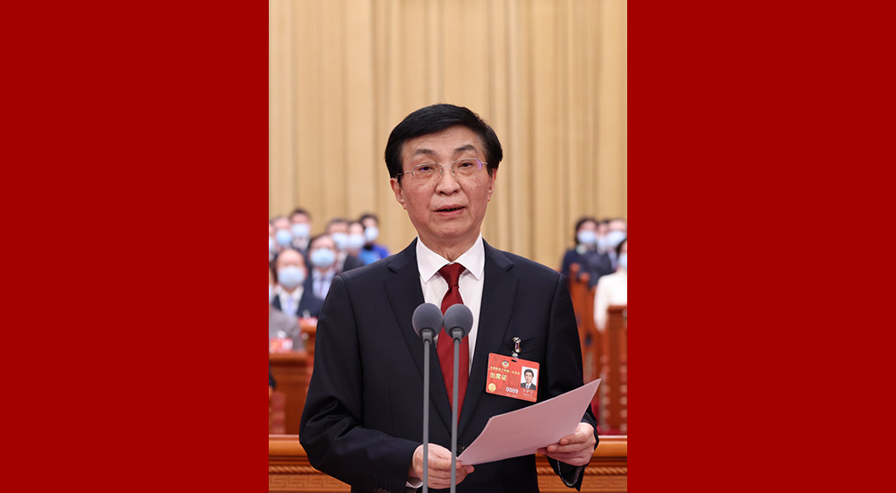 3月4日，中國人民政治協(xié)商會議第十四屆全國委員會第一次會議在北京人民大會堂開幕。王滬寧主持開幕會