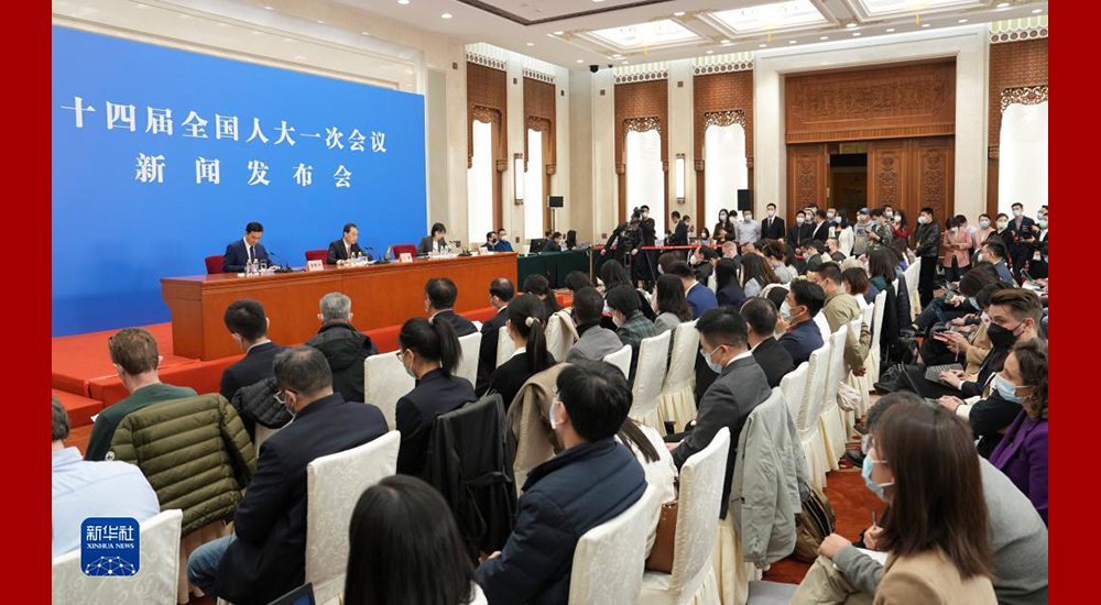 3月4日，十四屆全國人大一次會議在北京人民大會堂舉行新聞發(fā)布會。