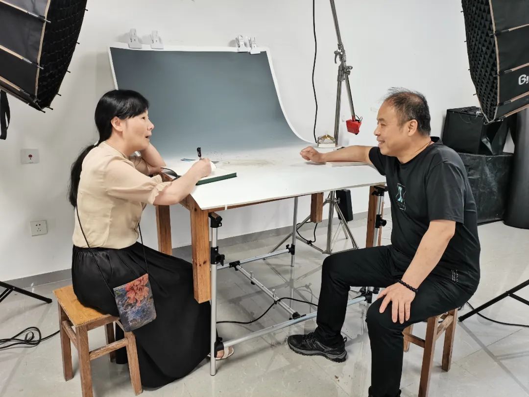 6月26日，江西省文物考古研究院研究員楊軍接受作家采訪