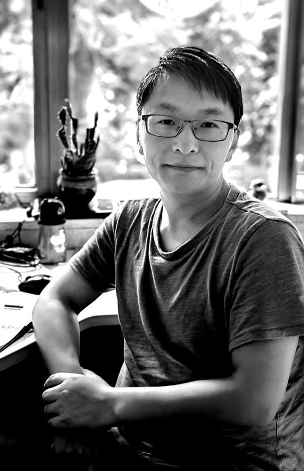 子禾，甘肅慶陽人，中國人民大學(xué)創(chuàng)造性寫作碩士。作品散見于《十月》《詩刊》《西湖》《作家》《長江文藝》等刊。著有長篇非虛構(gòu)《異鄉(xiāng)人：我在北京這十年》、中短篇小說集《野蜂飛舞》（即將出版）等