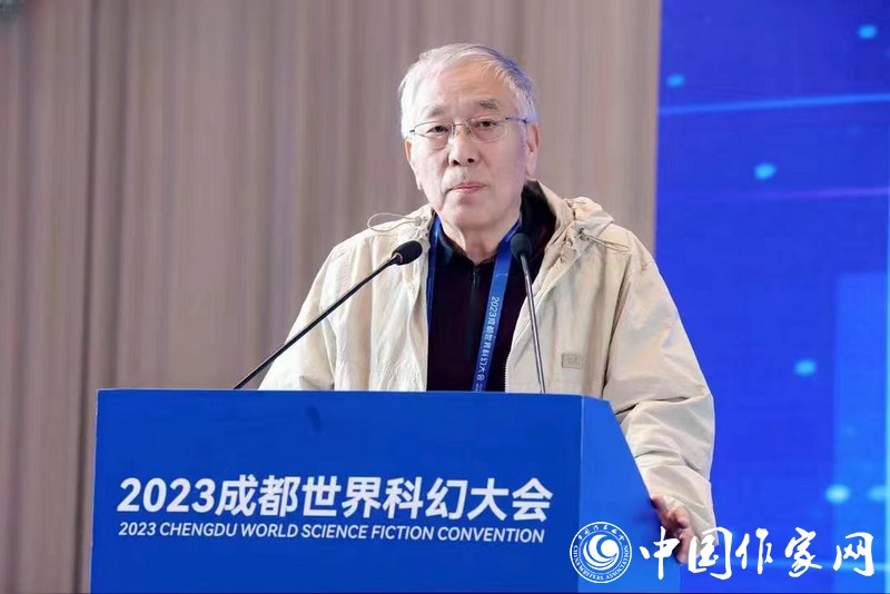 北京元宇科幻未來技術研究院名譽院長、科幻作家王晉康致辭