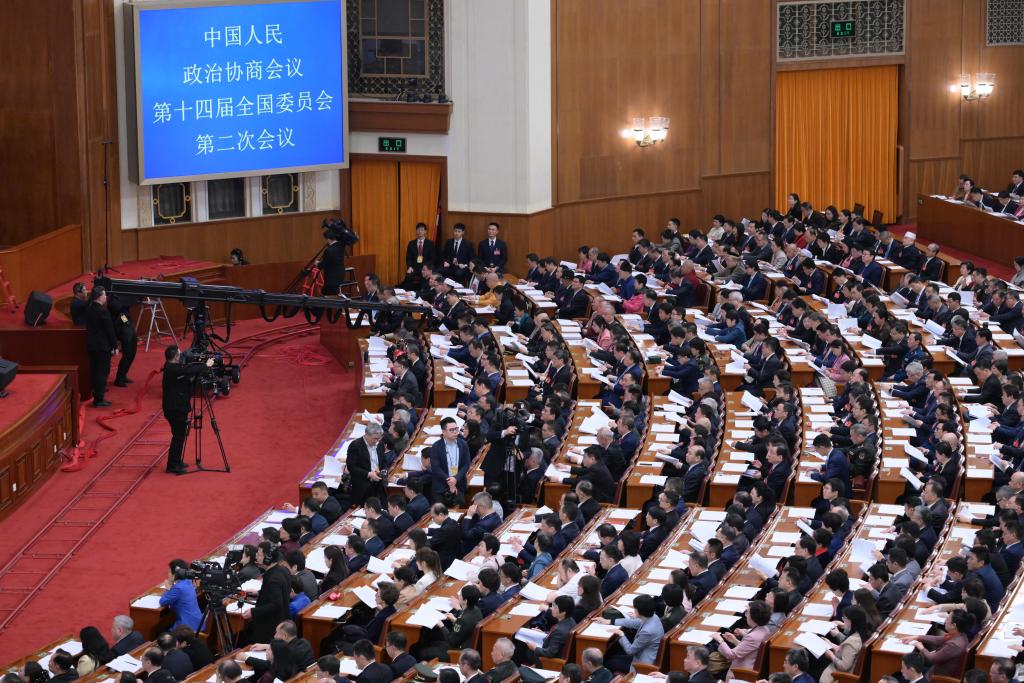 3月7日，全國政協(xié)十四屆二次會議在北京人民大會堂舉行第二次全體會議。?新華社記者 李賀 攝