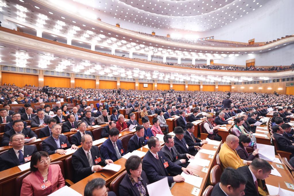 3月10日，中國人民政治協(xié)商會議第十四屆全國委員會第二次會議在北京人民大會堂舉行閉幕會。新華社記者 邢廣利 攝