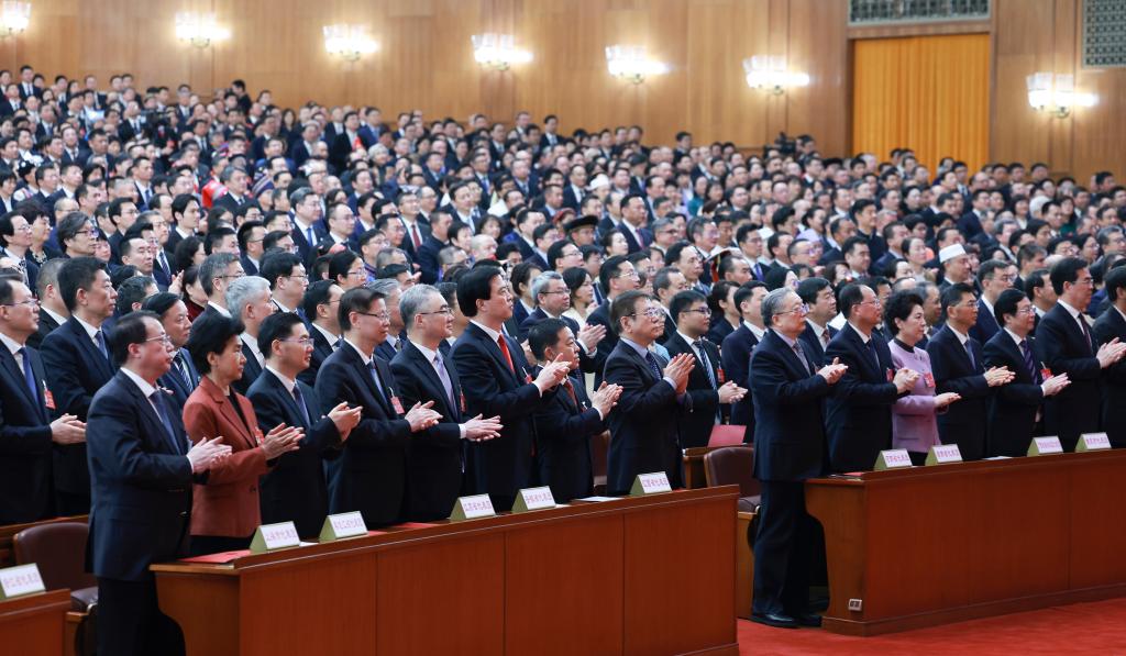3月11日，第十四屆全國人民代表大會第二次會議在北京人民大會堂舉行閉幕會。新華社記者 王曄 攝