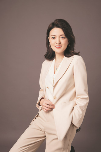 宋揚(yáng)：上海西岸大劇院總經(jīng)理，《大彗星》項(xiàng)目總制作人