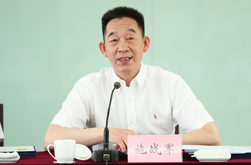 中國作協(xié)黨組成員、書記處書記施戰(zhàn)軍講話