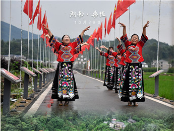 石榴花開⑦ | 紅土地上，歌兒與愛情