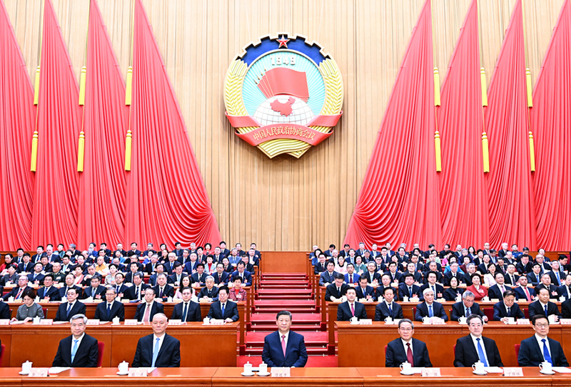 3月10日上午，中國人民政治協(xié)商會(huì)議第十四屆全國委員會(huì)第三次會(huì)議在北京人民大會(huì)堂閉幕。這是習(xí)近平、李強(qiáng)、蔡奇、丁薛祥、李希、韓正在主席臺就座。新華社記者 燕雁 攝