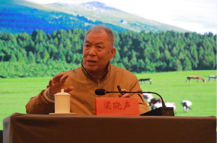 茅盾文學(xué)獎(jiǎng)獲得者梁曉聲講課現(xiàn)場